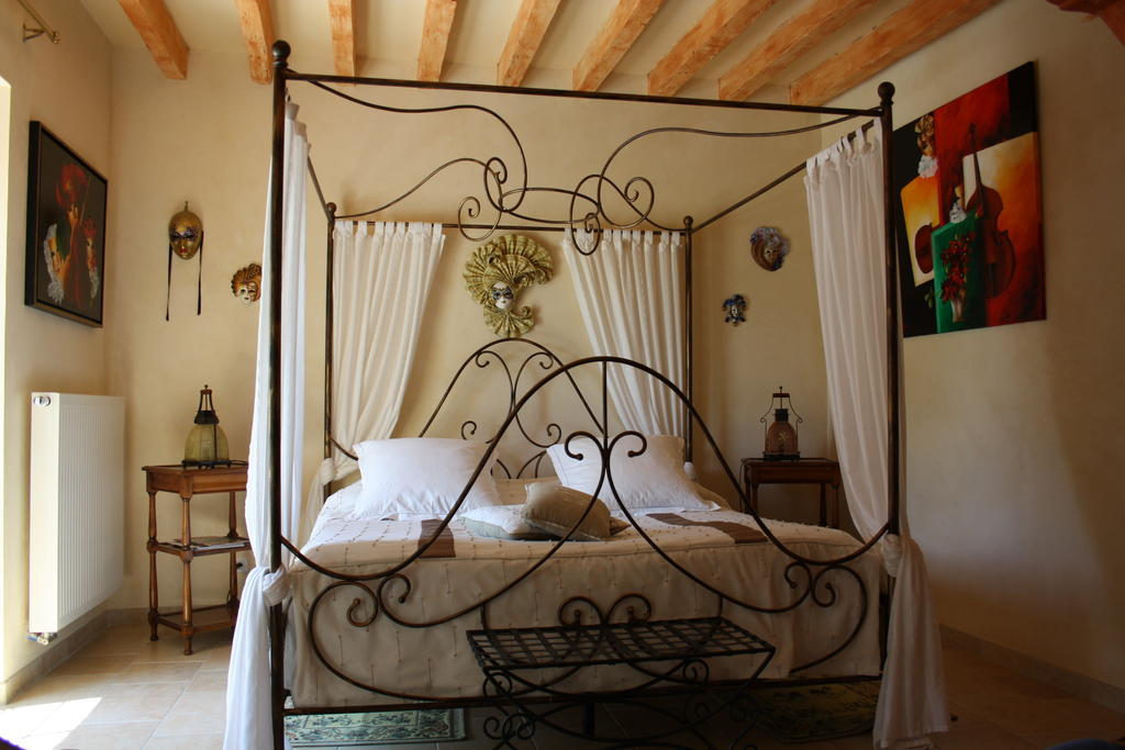 Chambres D'Hotes Les Chatelains Ennordres Habitación foto